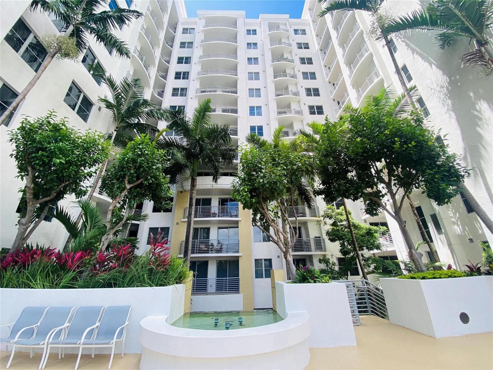 1830 Radius Drive # 1004, Hollywood FL 33020
