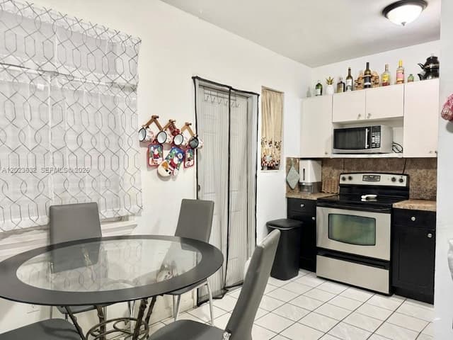 130 NW 16th Ave, Miami FL 33125 - Miami, FL - Photo 7