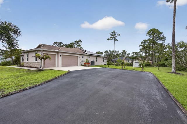 17145 Hamlin Boulevard, Loxahatchee FL 33470 - Loxahatchee, FL - Photo 5