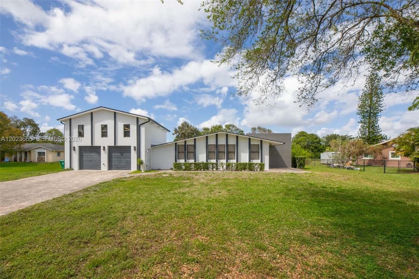 17101 SW 48th St, Southwest Ranches FL 33331