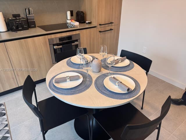 121 NE 5th St # 2102, Miami FL 33132 - Miami, FL - Photo 2