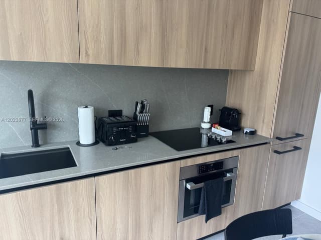 121 NE 5th St # 2102, Miami FL 33132 - Miami, FL - Photo 4