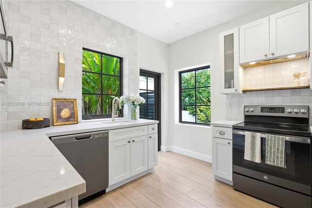 1220 Cordova St, Coral Gables FL 33134 - Coral Gables, FL - Photo 6
