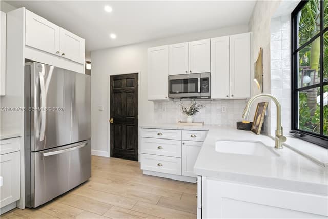 1220 Cordova St, Coral Gables FL 33134 - Coral Gables, FL - Photo 7