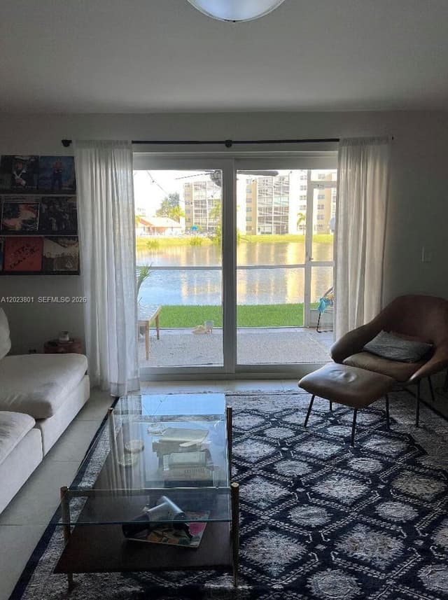 441 SE 3rd St # 104, Dania Beach FL 33004 - Dania Beach, FL - Photo 2