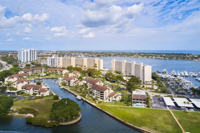 136 Lakeshore Drive # 211, North Palm Beach FL 33408 - North Palm Beach, FL - Photo 2