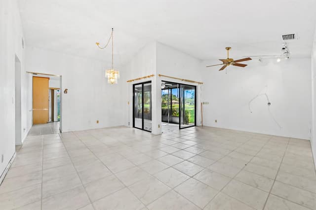 5537 Parkwalk Circle E, Boynton Beach FL 33472 - Boynton Beach, FL - Photo 4