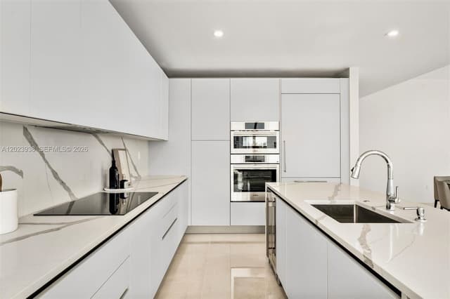 527 Orton Ave # 501, Fort Lauderdale FL 33304 - Fort Lauderdale, FL - Photo 7