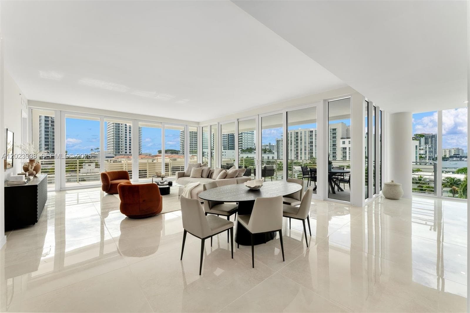 527 Orton Ave # 501, Fort Lauderdale FL 33304 - Fort Lauderdale, FL - Photo 1