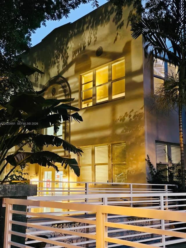 1550 Drexel Ave # 202, Miami Beach FL 33139 - Miami Beach, FL - Photo 2