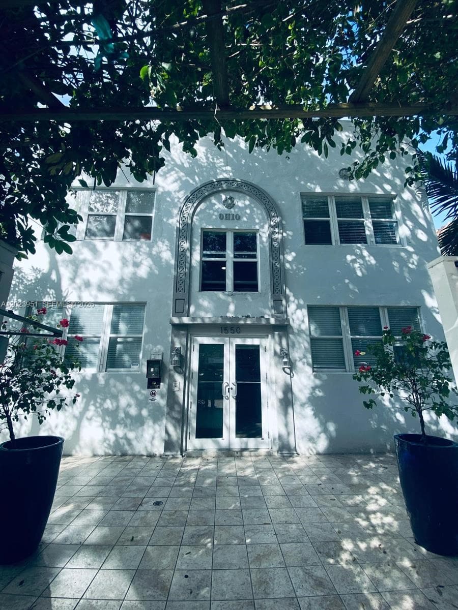 1550 Drexel Ave # 202, Miami Beach FL 33139 - Miami Beach, FL - Photo 1