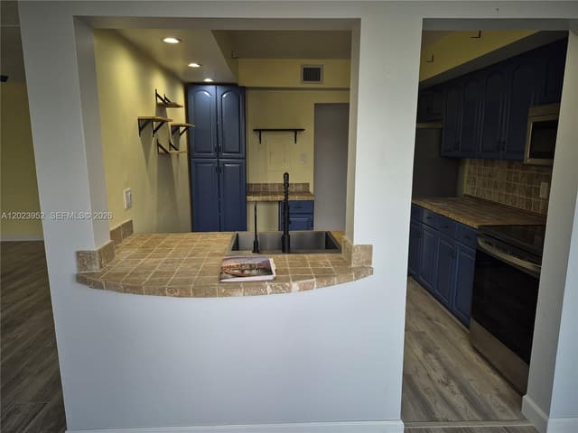 16565 NE 26th Ave # 2E, North Miami Beach FL 33160 - North Miami Beach, FL - Photo 7