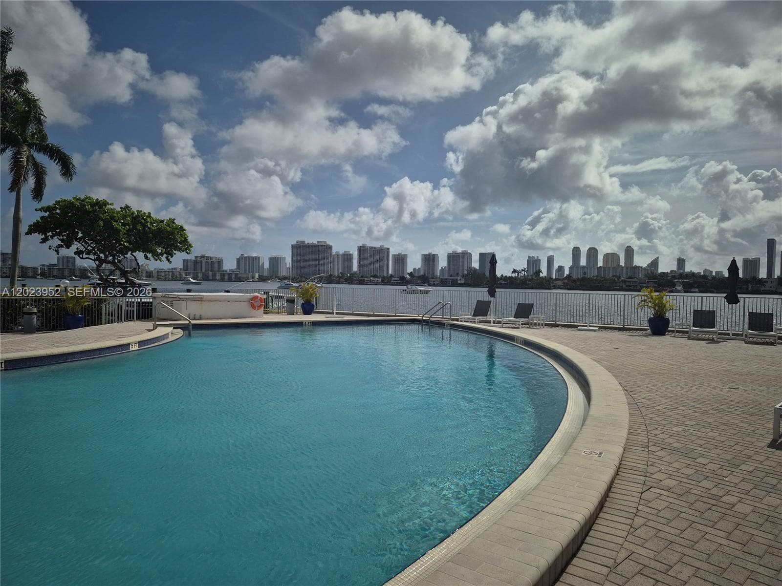 16565 NE 26th Ave # 2E, North Miami Beach FL 33160 - North Miami Beach, FL - Photo 1