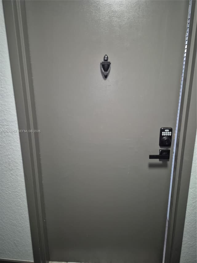 16565 NE 26th Ave # 2E, North Miami Beach FL 33160 - North Miami Beach, FL - Photo 4