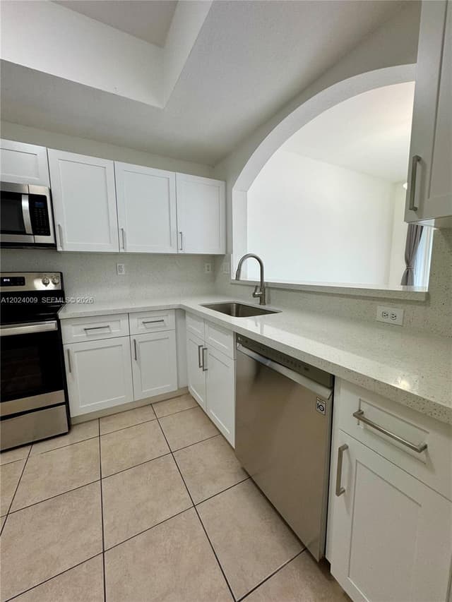 8936 W Flagler St # 201, Miami FL 33174 - Miami, FL - Photo 7