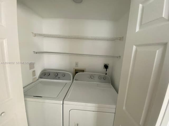 1155 Brickell Bay Dr # 1202, Miami FL 33131 - Miami, FL - Photo 4