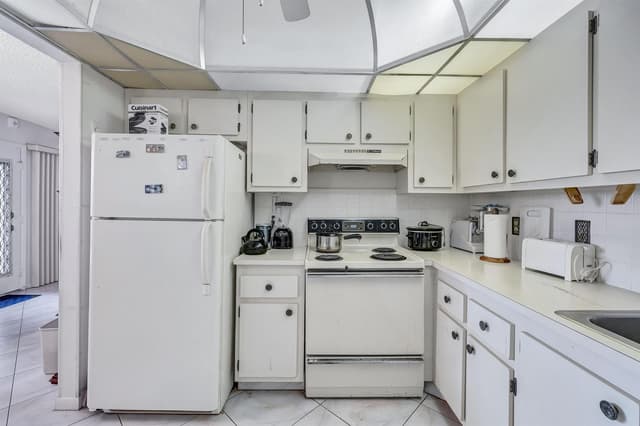 1902 Bermuda Circle # L2, Coconut Creek FL 33066 - Coconut Creek, FL - Photo 6