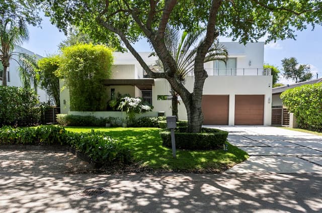 7700 SW 53rd Court, Miami FL 33143 - Miami, FL - Photo 2
