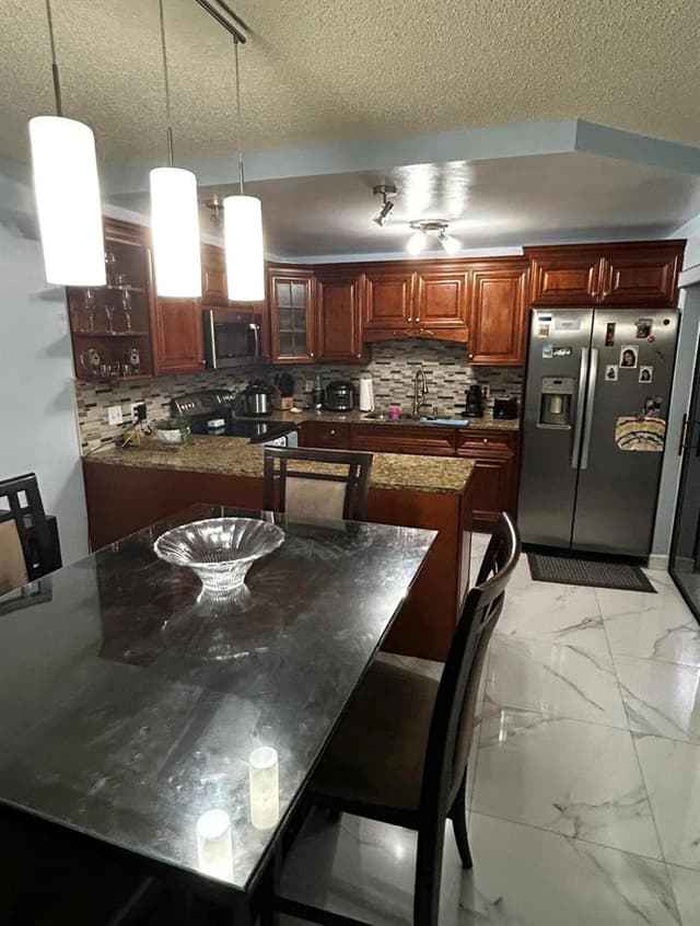 341 Lake Arbor Drive, Palm Springs FL 33461 - Palm Springs, FL - Photo 4
