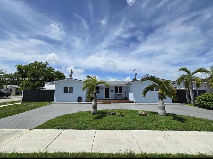 9591 SW 52nd Ter, Miami FL 33165