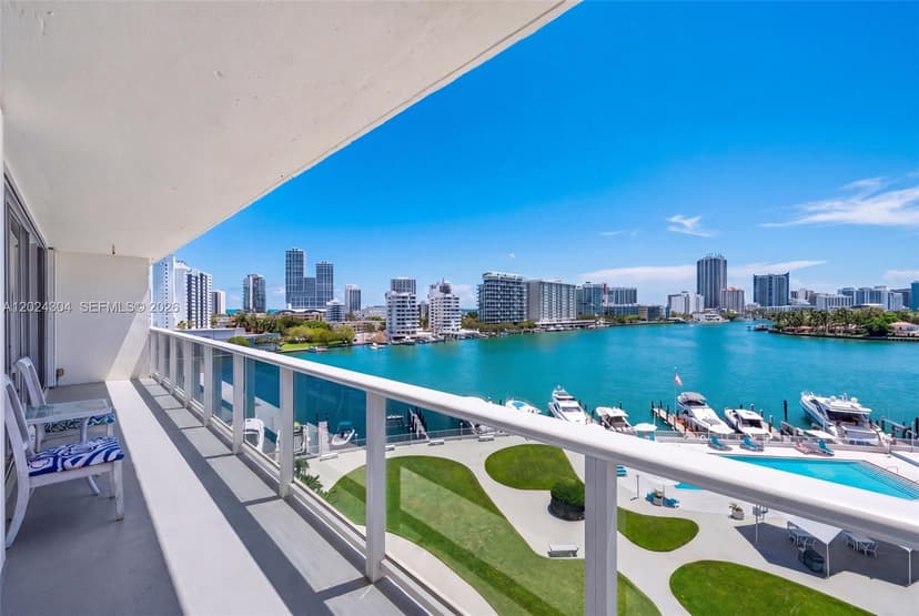 900 Bay Dr # 606, Miami Beach FL 33141