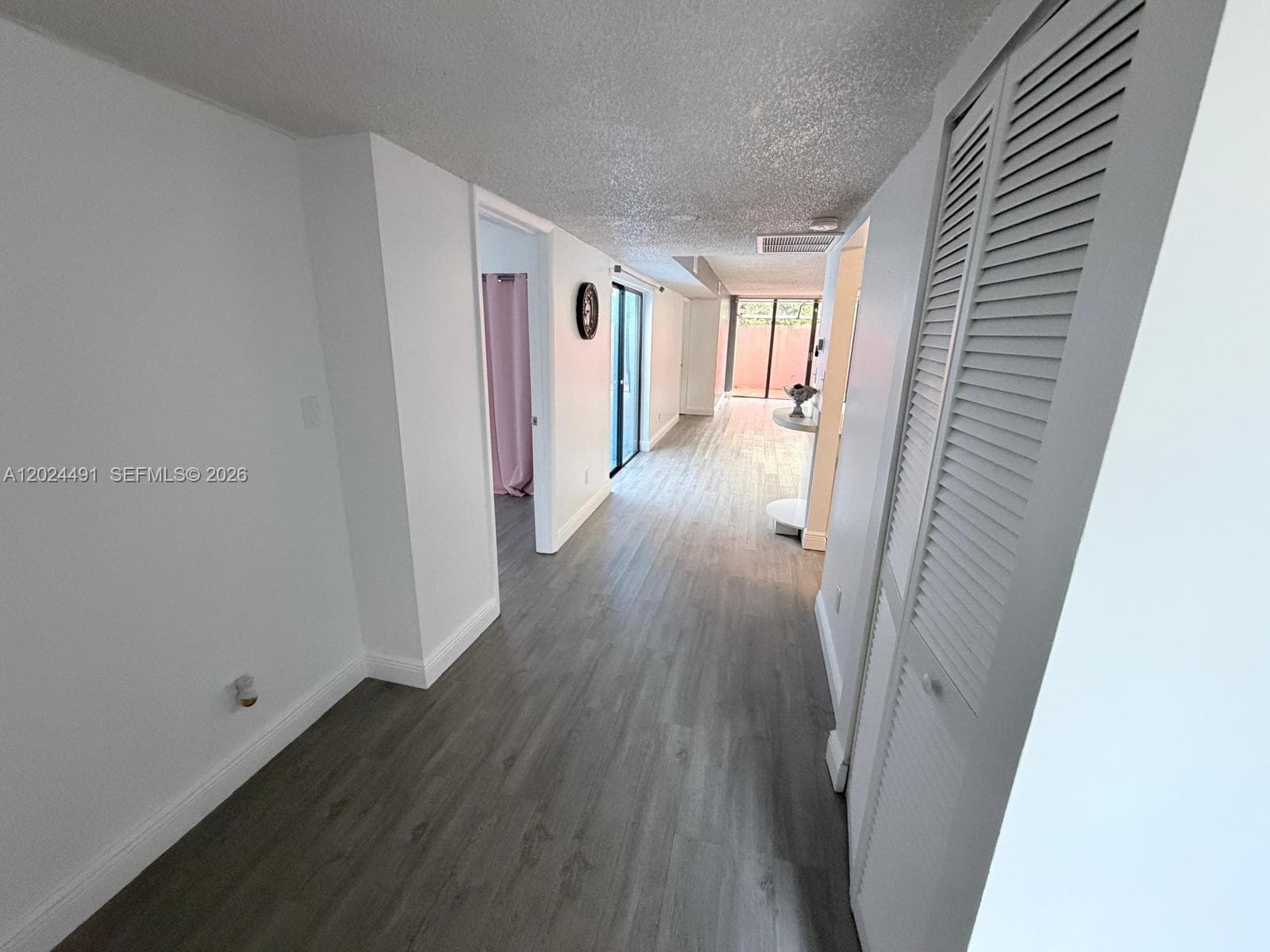 10343 Greenhouse Rd, Pembroke Pines FL 33026 - Pembroke Pines, FL - Photo 1