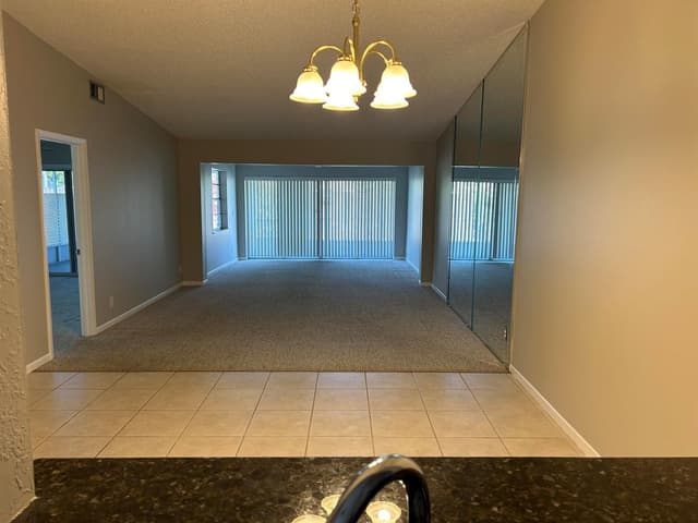 4210 Lucerne Villas Lane, Lake Worth FL 33467 - Lake Worth, FL - Photo 3