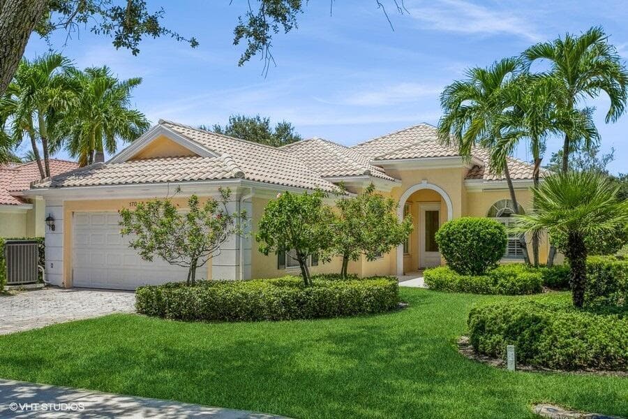 170 Euphrates Circle, Palm Beach Gardens FL 33410