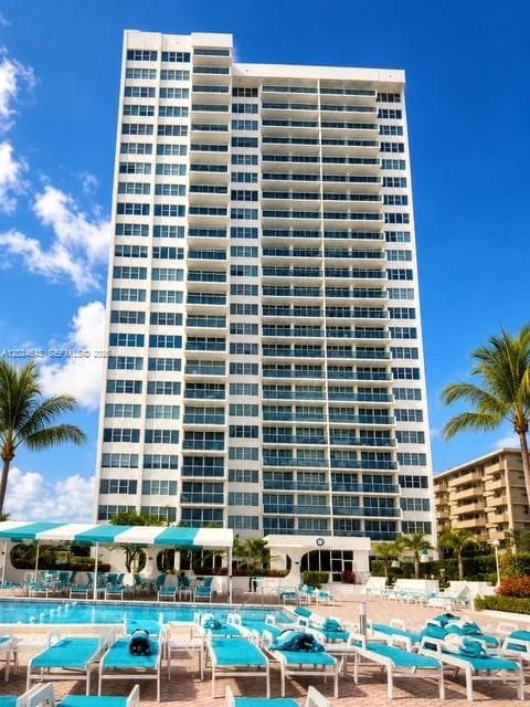 3140 S Ocean Dr # 1705, Hallandale Beach FL 33009