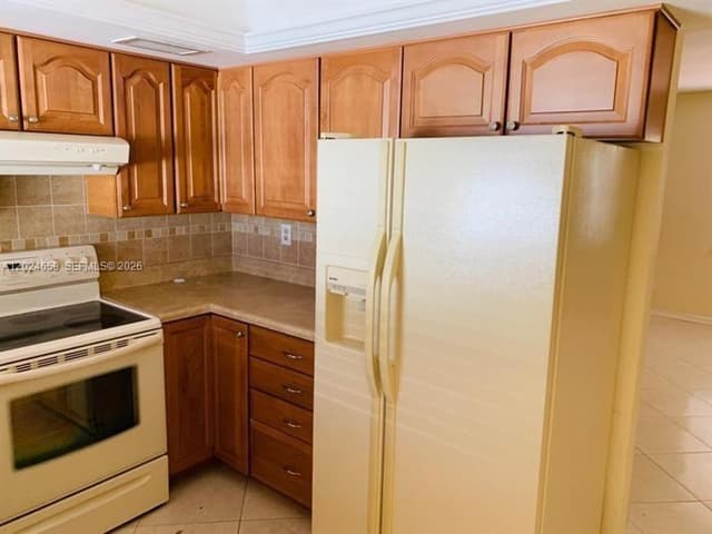 344 SW 1st St # 9, Pompano Beach FL 33060 - Pompano Beach, FL - Photo 3