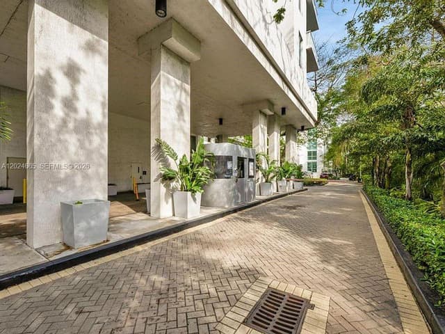 1861 NW S River Dr # 2008, Miami FL 33125 - Miami, FL - Photo 4