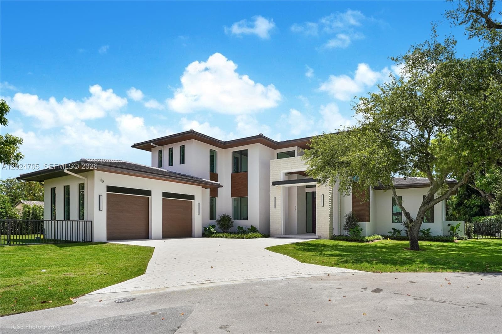 9405 SW 72nd Ct, Pinecrest FL 33156 - Pinecrest, FL - Photo 1