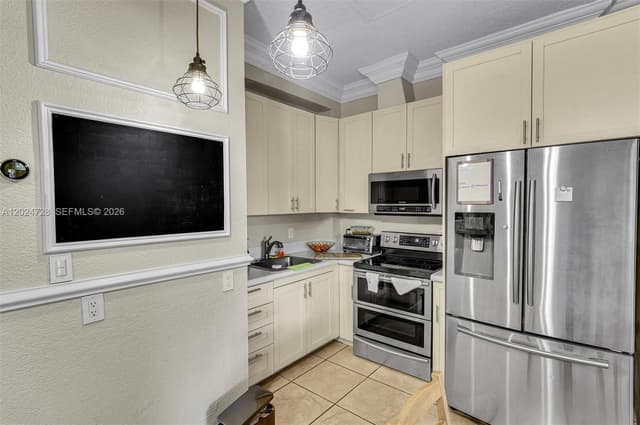 1313 SW 24th Ave, Miami FL 33145 - Miami, FL - Photo 5