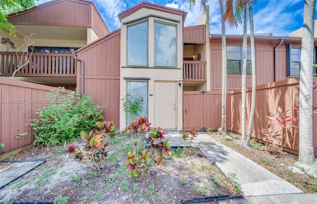 6547 SW 116th Pl # C, Miami FL 33173 - Miami, FL - Photo 2