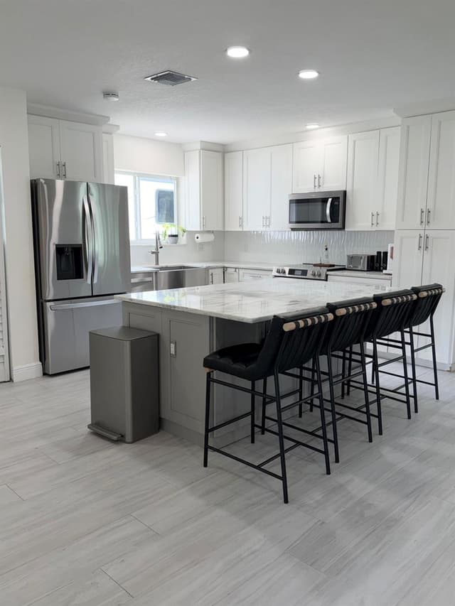 460 SW 55th Avenue, Plantation FL 33317 - Plantation, FL - Photo 2