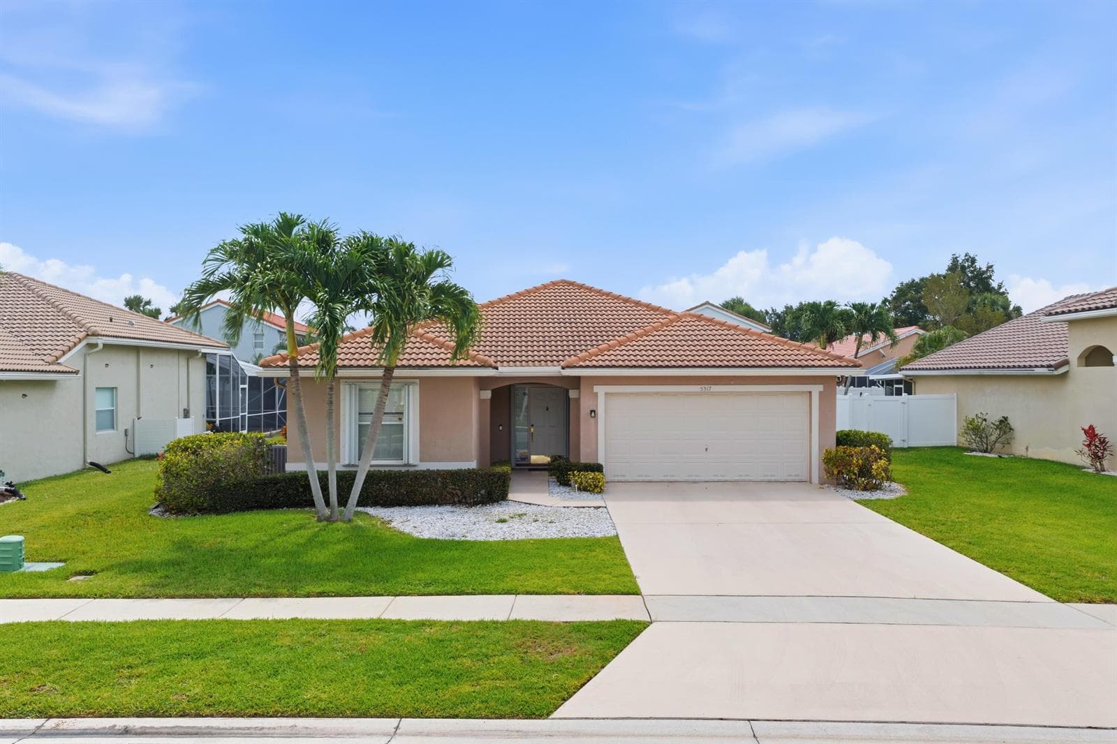 5317 Oakmont Village Circle, Lake Worth FL 33463