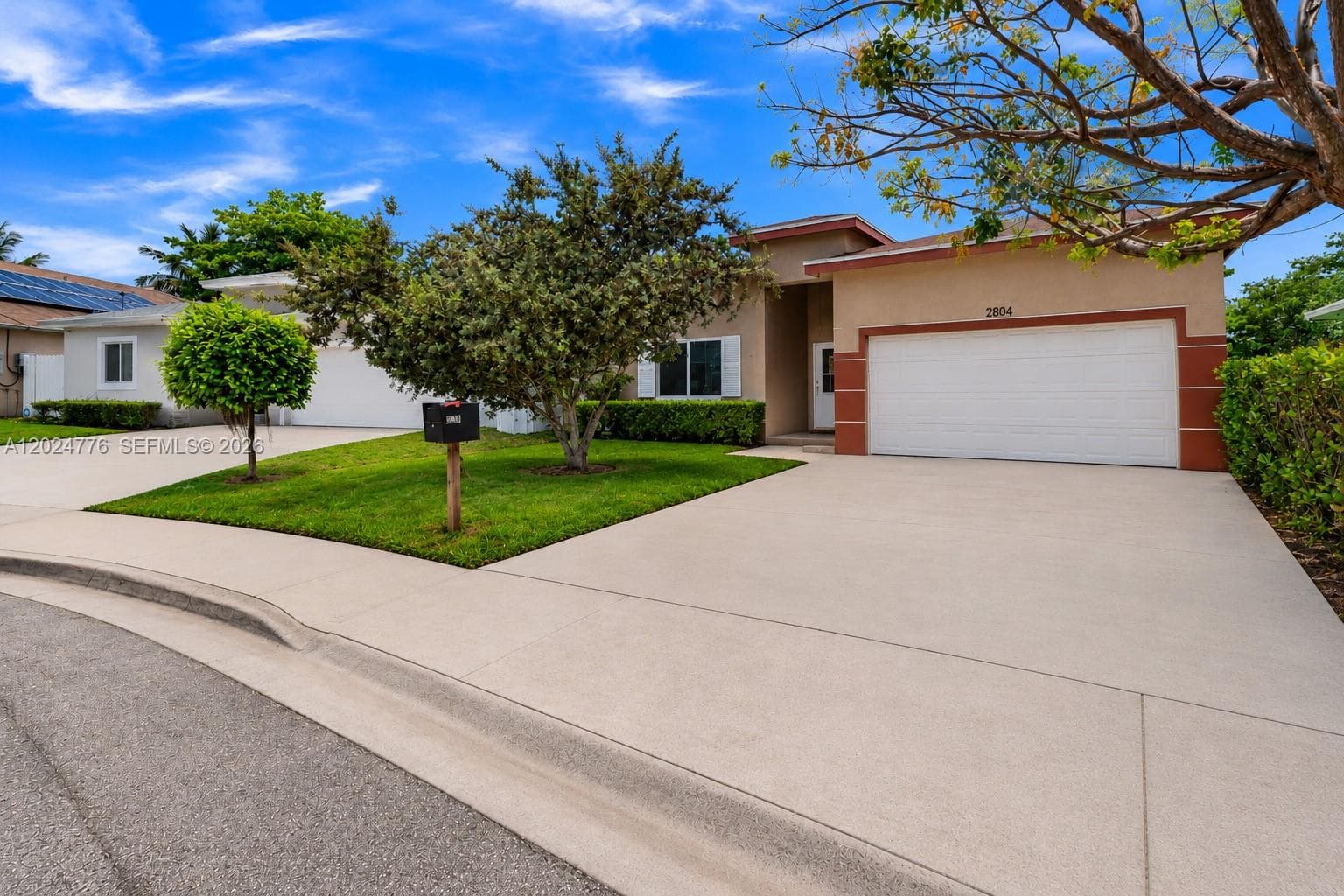 2804 Washington Dr, Fort Lauderdale FL 33311