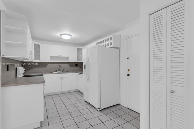 13951 Kendale Lakes Cir # 208A, Miami FL 33183 - Miami, FL - Photo 7