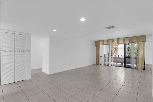 13951 Kendale Lakes Cir # 208A, Miami FL 33183 - Miami, FL - Photo 5