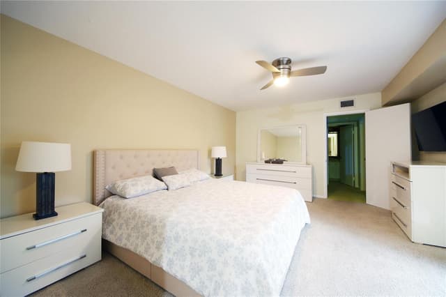 1700 Embassy Drive # 504, West Palm Beach FL 33401 - West Palm Beach, FL - Photo 6