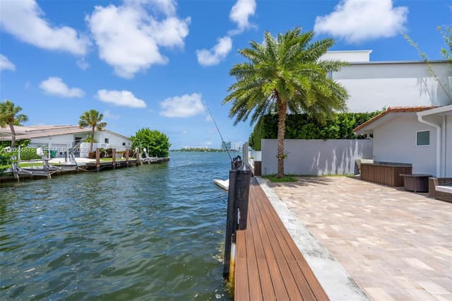 1261 NE 82nd St, Miami FL 33138 - Miami, FL - Photo 5