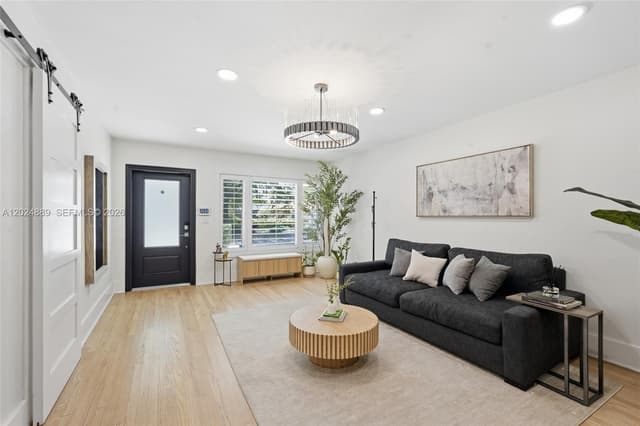1505 Robbia Ave, Coral Gables FL 33146 - Coral Gables, FL - Photo 5