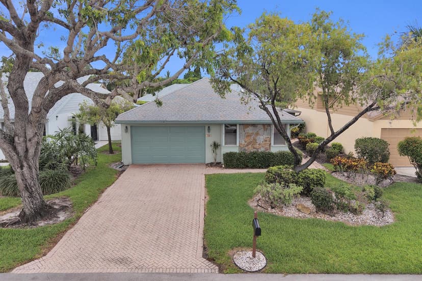 2395 NW 15th Street, Delray Beach FL 33445