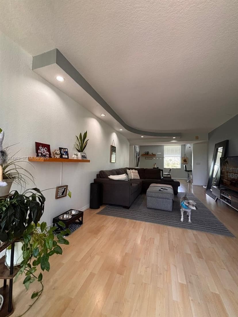 8411 Forest Hills Dr # 308, Coral Springs FL 33065