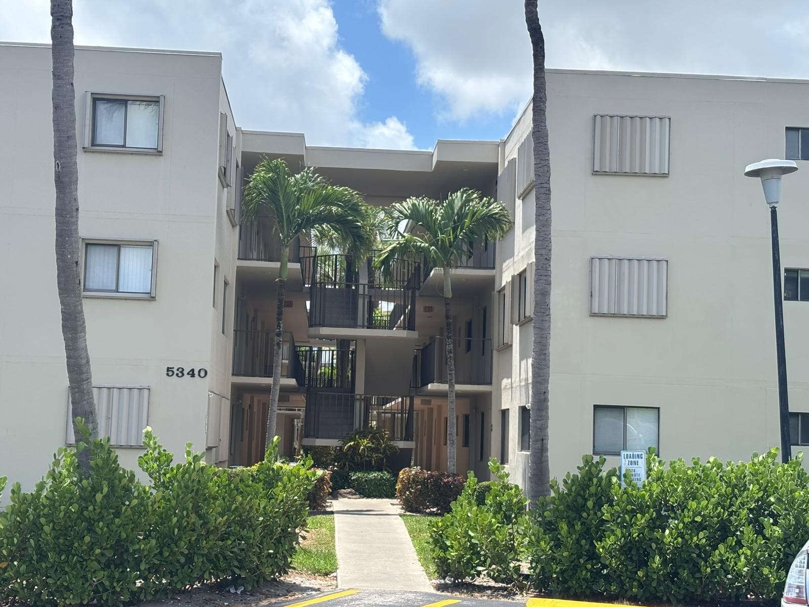 5340 Las Verdes Circle # 222, Delray Beach FL 33484 - Delray Beach, FL - Photo 1