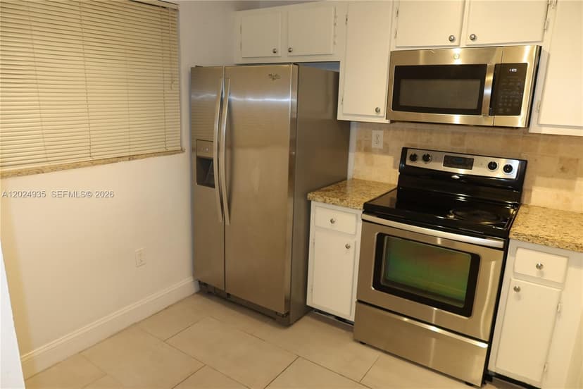 10835 SW 112th Ave # 113, Miami FL 33176