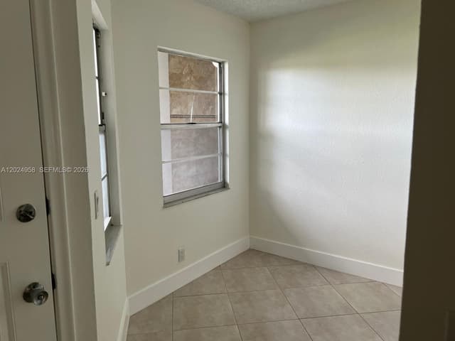 1400 SW 124th Ter # 109Q, Pembroke Pines FL 33027 - Pembroke Pines, FL - Photo 5