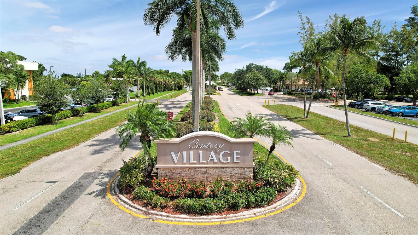 210 Wellington E, West Palm Beach FL 33417 - West Palm Beach, FL - Photo 1