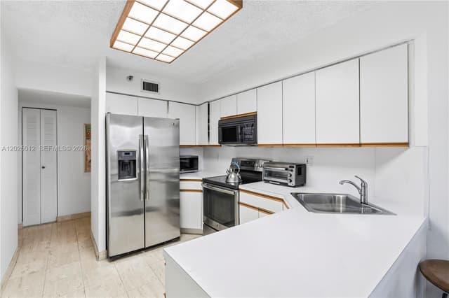 19195 NE 36th Ct # 502, Aventura FL 33180 - Aventura, FL - Photo 6