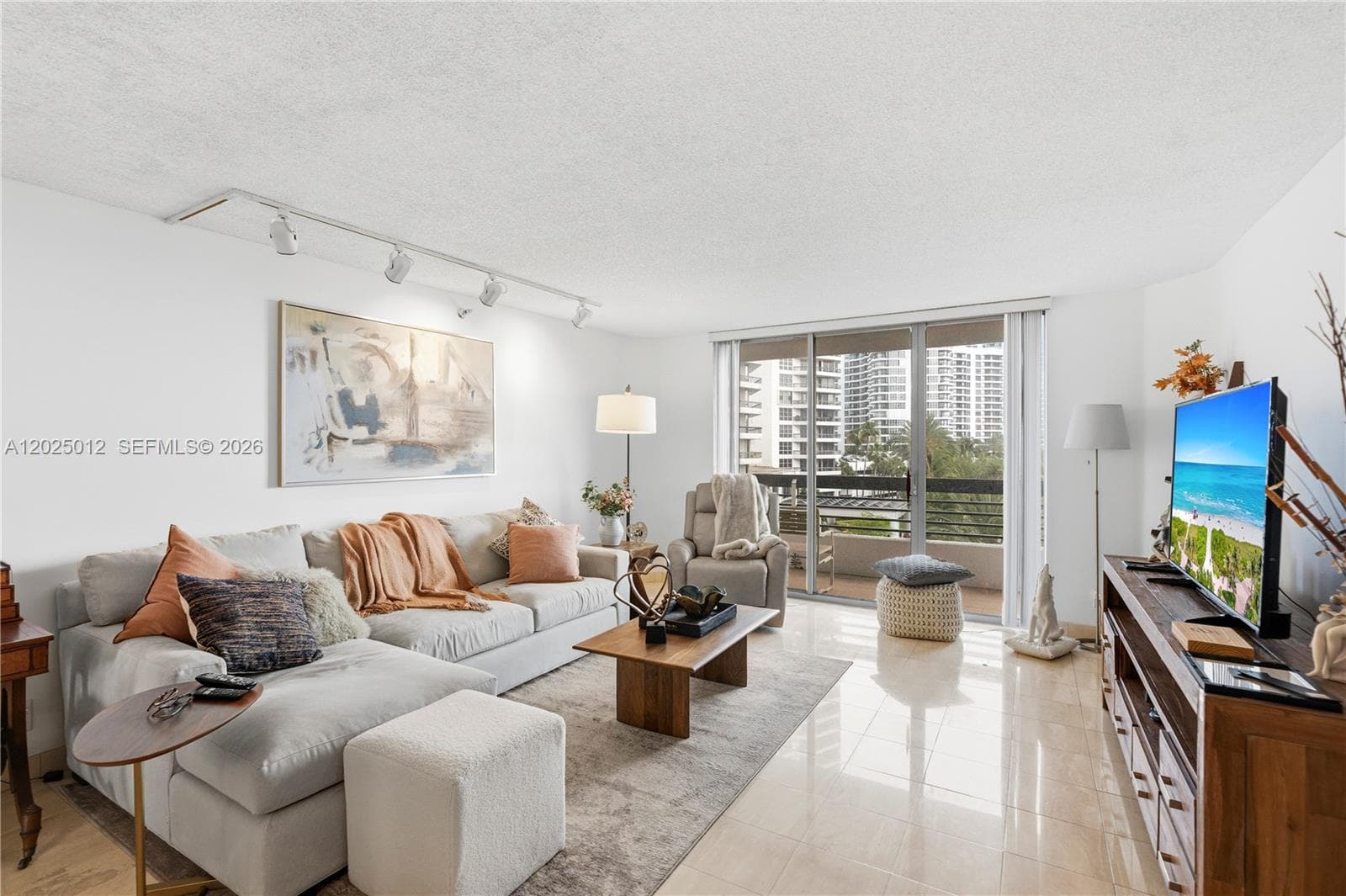 19195 NE 36th Ct # 502, Aventura FL 33180 - Aventura, FL - Photo 1